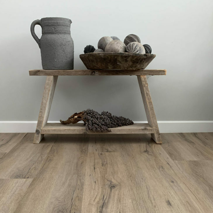 Gelasta City Smoked Oak Light