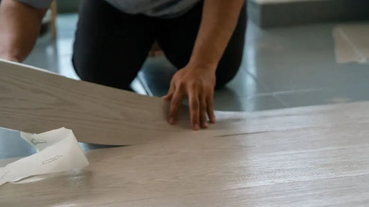 Wat is het verschil tussen klik PVC en plak PVC?